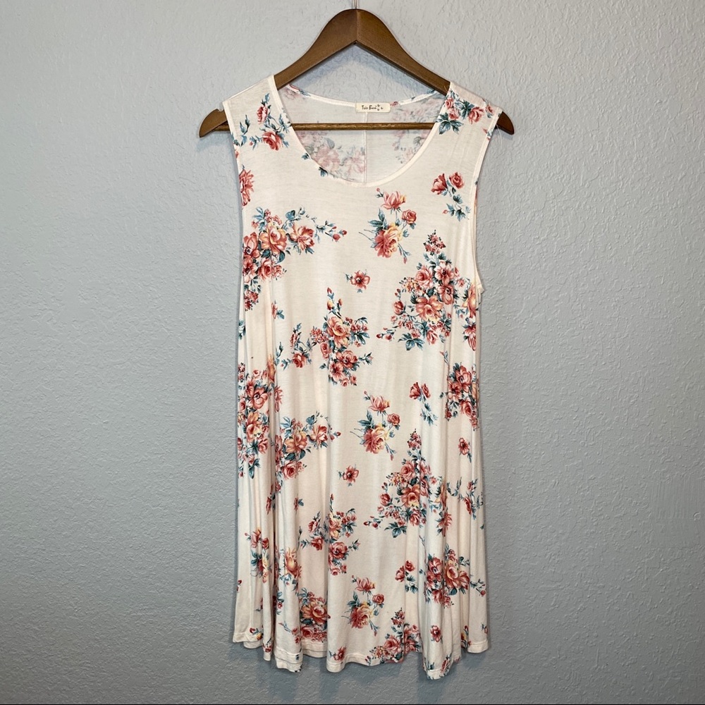 Très Bien‎ | White Tunic/Dress w/ Floral Details